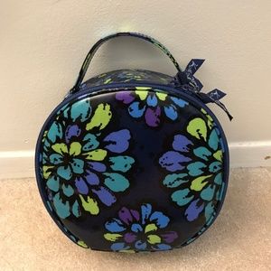 Vera Bradley hatbox cosmetic case - Indigo Pop